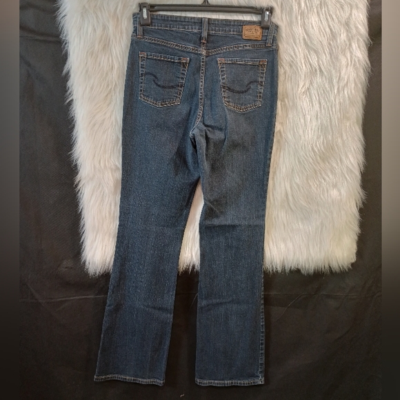 Levi Strauss Signature At waist Blue Denim Bootcut Jean's Size 8 Misses - Picture 9 of 12